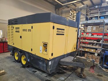 2004 Atlas Copco XRVS 976   Air Compressor
